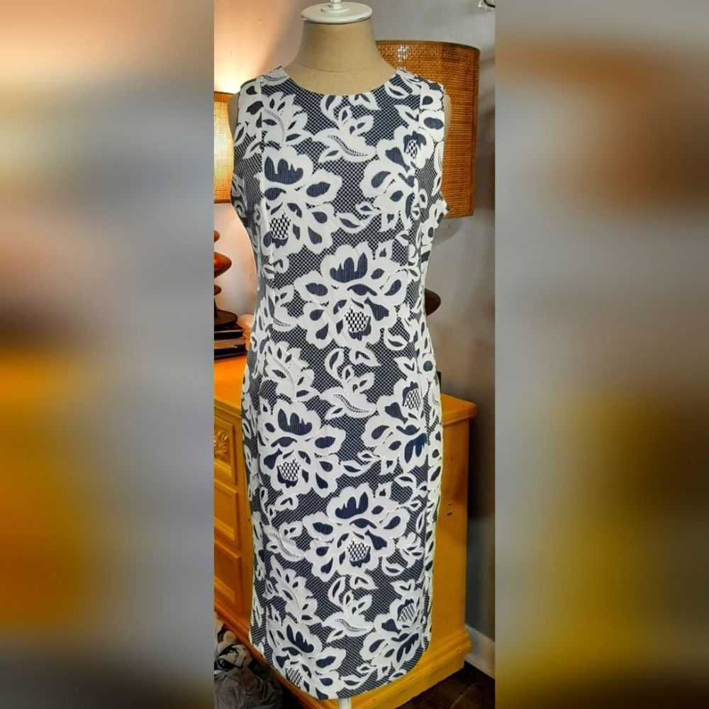 Shelby and Palmer Navy Blue and White Floral Dress- lace Overlay Size 8.